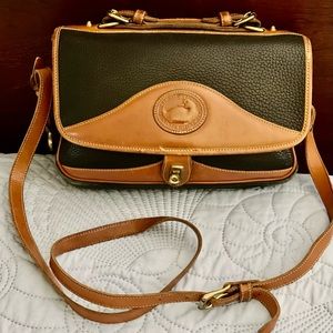 COPY - Dooney & Bourke Vintage Black and Tan Shoulder Bag